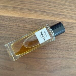 Le lion de Chanel perfume